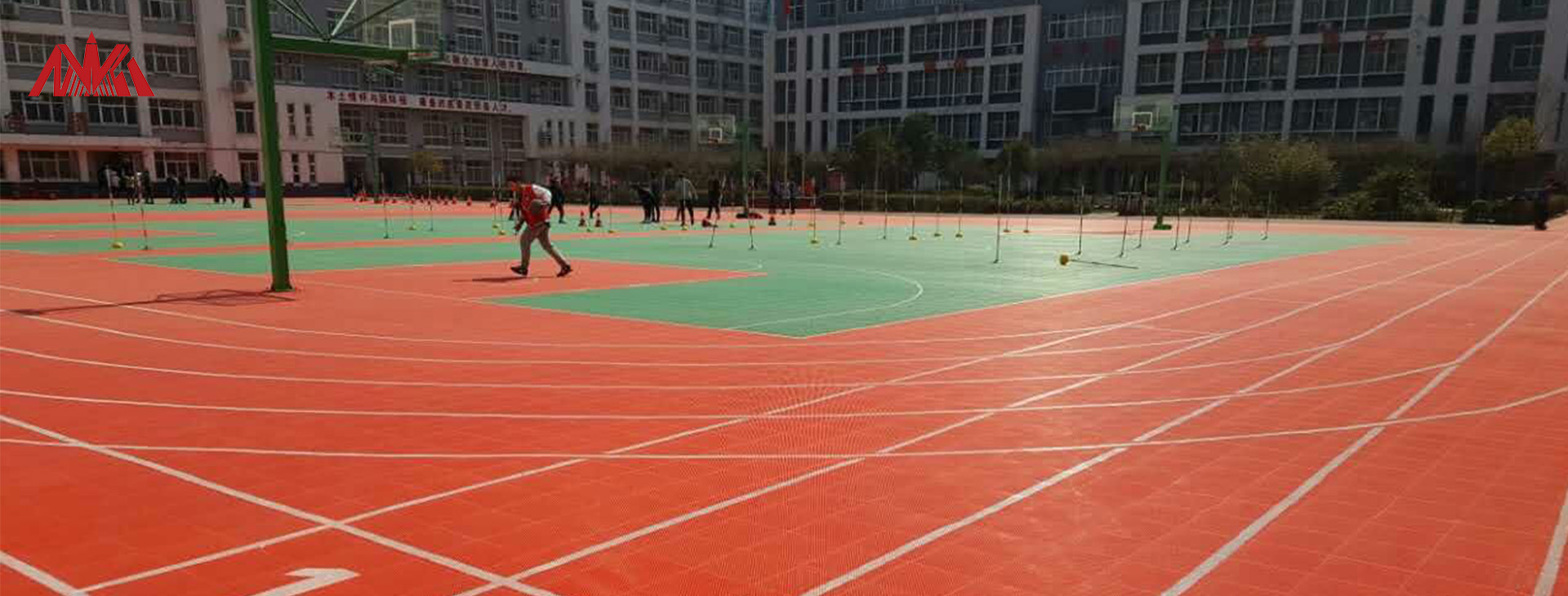 Pavimento del campo da basket