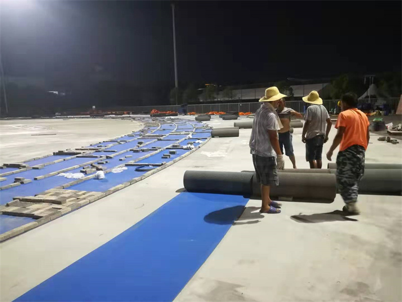 instalación de pista de atletismo (3)